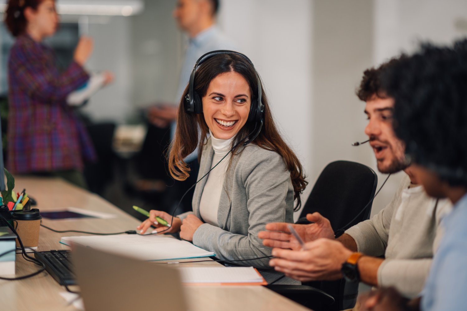 woman-with-headset-smilling